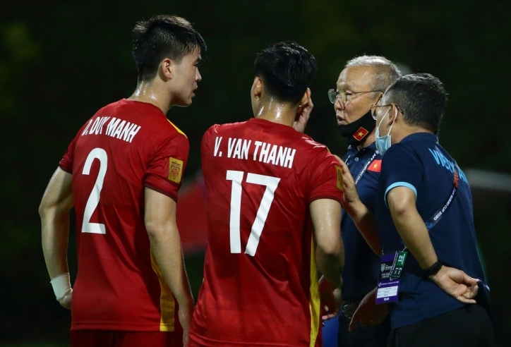 HLV Park Hang Seo: 'Hàng thủ của ĐT Việt Nam thi đấu thiếu tập trung'