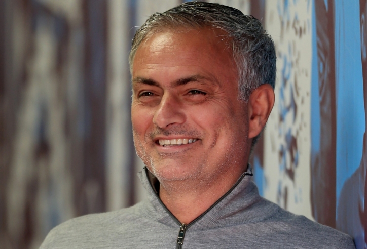 Mourinho làm 'điều đặc biệt' khiến đối thủ dở khóc dở cười