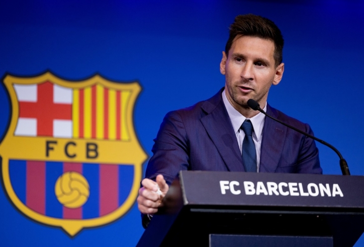 Barcelona khiến tất cả ngỡ ngàng với quyết định liên quan đến tương lai Messi