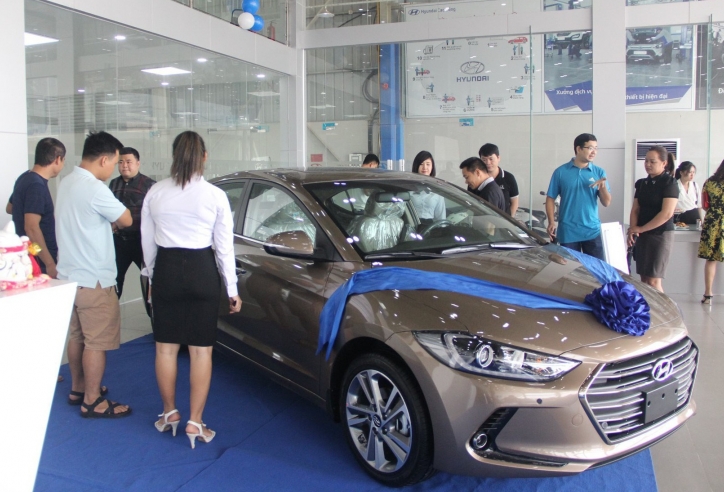 Sau bão giảm giá, thị trường ô tô Việt có dấu hiệu khởi sắc trở lại