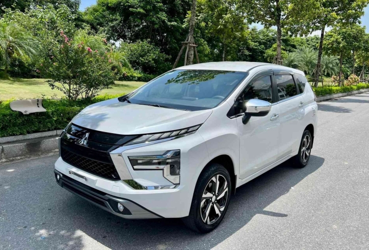 Xe mới ưu đãi khủng, Mitsubishi Xpander 'lướt' xuống giá khó tin