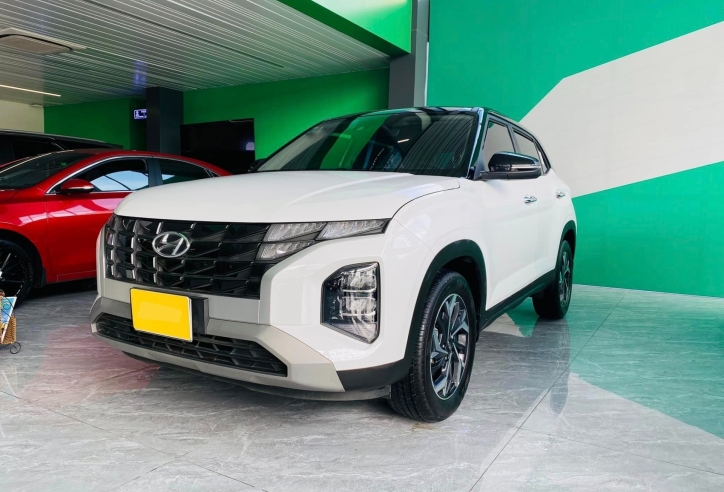 Mới lăn bánh 1 năm, Hyundai Creta 'siêu lướt' đã rao bán với mức giá khó tin