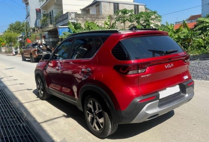 Kia Sonet 'siêu lướt' mới chạy 7.000 km đã rao bán với mức giá khó tin