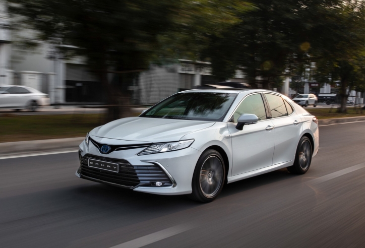 Sedan hạng D tháng 10/2023: Toyota Camry là cái tên duy nhất có doanh số sụt giảm