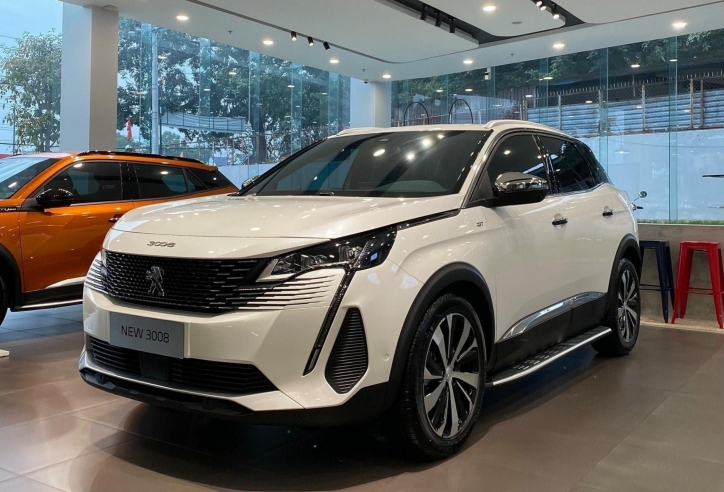 Peugeot 3008 giảm giá 'sập sàn' đến gần 140 triệu đồng, quyết đấu CX-5, Forester