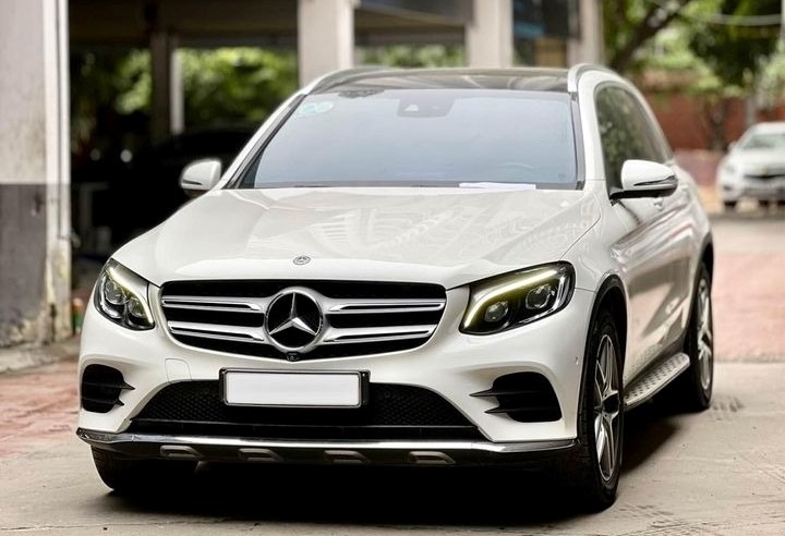 Sau 6 năm lăn bánh, Mercedes-Benz GLC 300 cũ bán lại 'lỗ' đến hơn 1 tỷ đồng