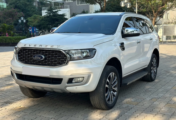 Sau 2 năm lăn bánh, Ford Everest chạy lướt rao bán lại với mức giá ngỡ ngàng