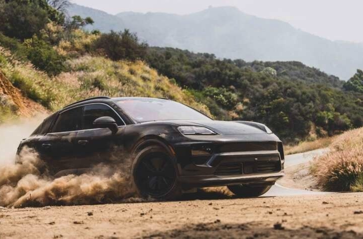 Porsche Macan 2024 chốt lịch ra mắt, tầm hoạt động thuần điện lên tới hơn 500 km