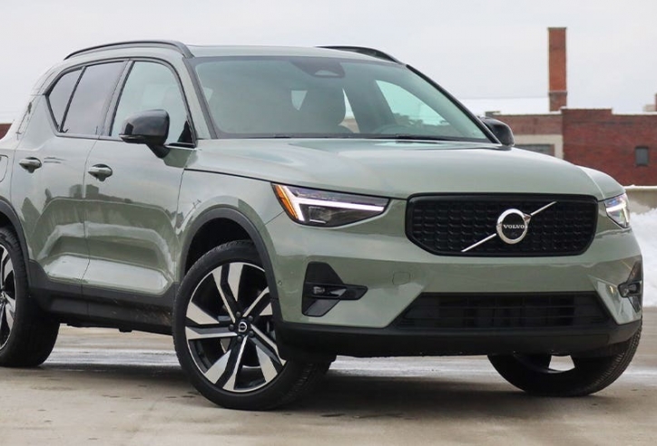 SUV hạng sang Volvo XC40 'lĩnh án' triệu hồi do lỗi đèn báo rẽ