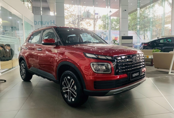 Dọn kho trước Tết, Hyundai Venue 2023 giảm giá mạnh tại đại lý, rẻ ngang Kia Sonet