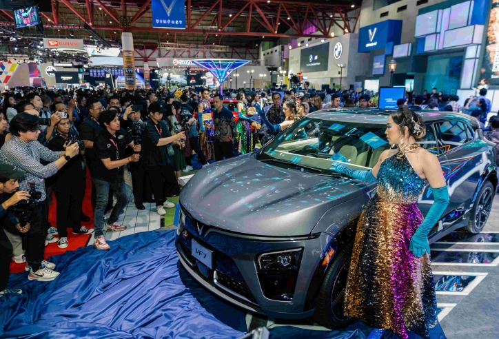 VinFast chính thức ra mắt thị trường Indonesia với dải xe điện tay lái nghịch