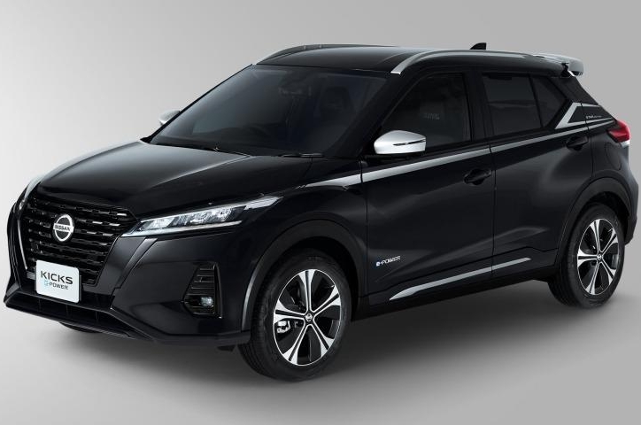 SUV tiết kiệm xăng nhà Nissan sắp có thêm phiên bản mới với tông đen đầy ấn tượng