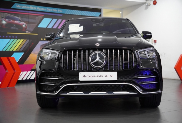 Mercedes-AMG GLE 53 Coupe được đại lý giảm giá 'đậm sâu' lên đến 1 tỷ đồng