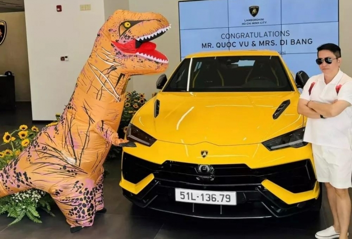 Màn nhận xe Lamborghini hơn 20 tỷ đồng có '1-0-2' của vợ chồng Đoàn Di Băng