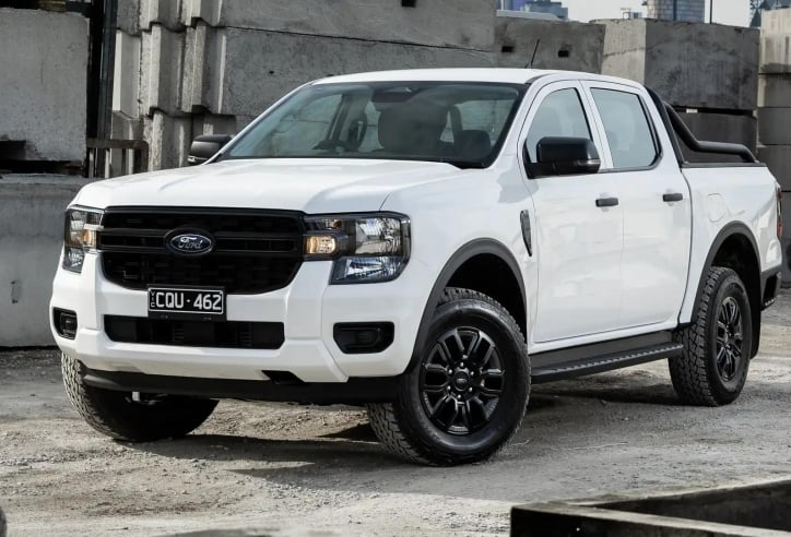 Ford Ranger bổ sung phiên bản 'bóng đêm' Black Edition: Giới hạn chỉ 1.500 xe, giá quy đổi hơn 950 triệu đồng
