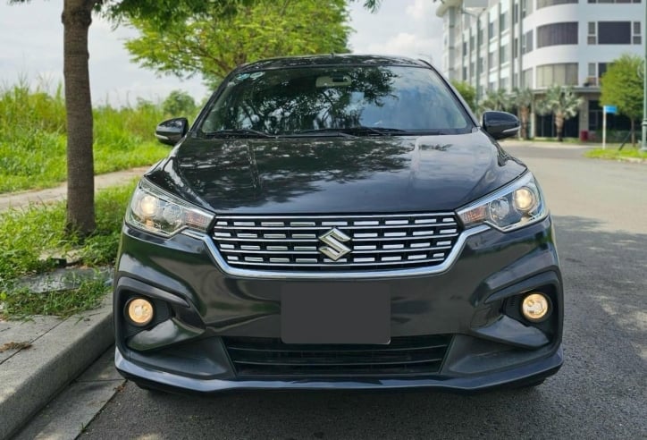 MPV gia đình Suzuki Ertiga 2022 bán lại với giá khó tin sau 2 năm lăn bánh