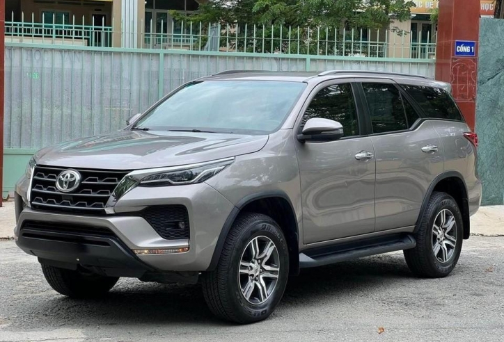 Bất ngờ giá chào bán của Toyota Fortuner 2021 sau 3 năm lăn bánh