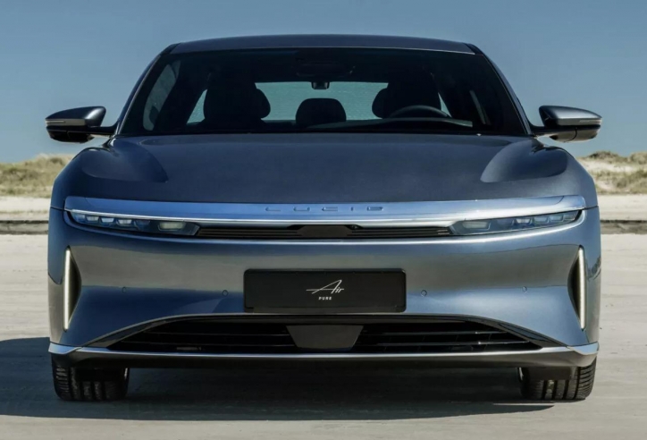 Lucid Air 2025 là mẫu xe tiết kiệm năng lượng nhất của hãng, giá quy đổi từ 1,77 tỷ đồng