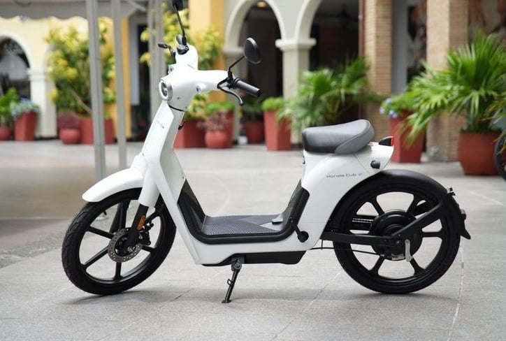 Xe điện Honda Cub E bán tại Việt Nam với giá từ hơn 20 triệu đồng, tầm vận hành 65 km