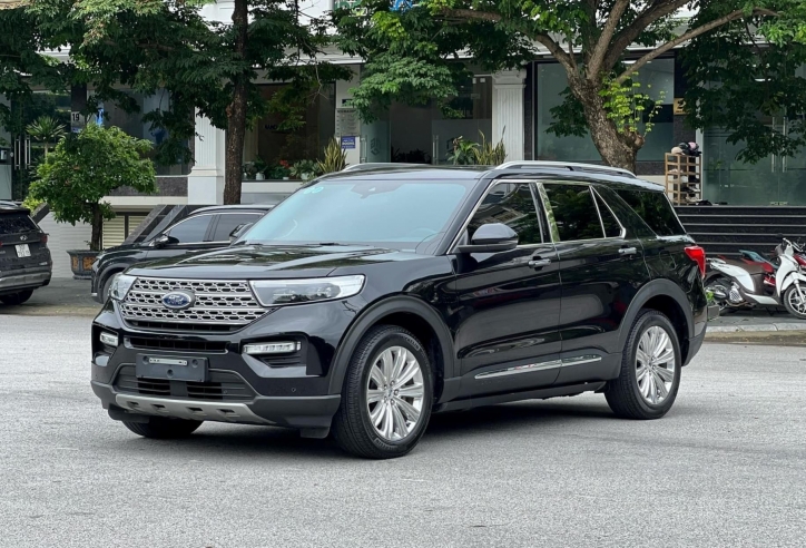 Bất ngờ giá chào bán của SUV 7 chỗ Ford Explorer 2021 sau 2 năm lăn bánh