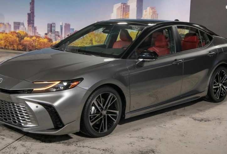 Thực hư thông tin Toyota Camry 2025 được nhận đặt cọc tại Việt Nam