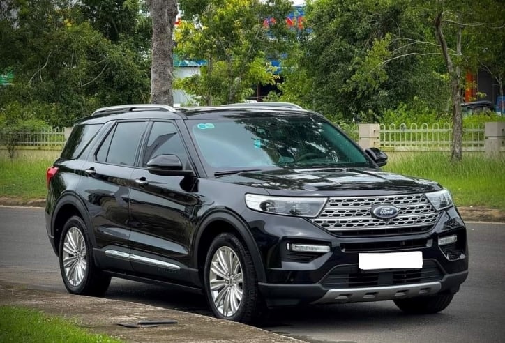 SUV 7 chỗ Ford Explorer 2022 khấu hao thế nào sau 2 năm lăn bánh tại Việt Nam?