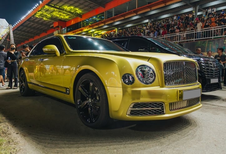 Siêu phẩm Bentley Mulsanne EWB của vợ chồng bà Nguyễn Phương Hằng có gì đặc biệt?