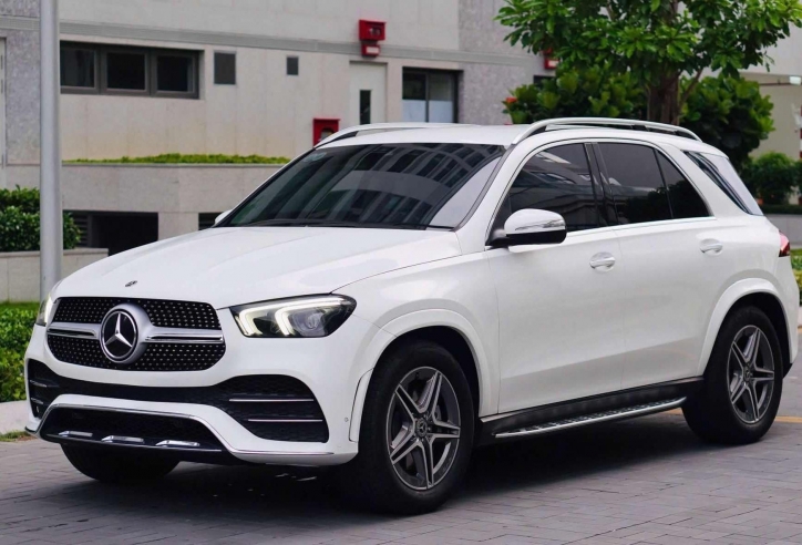 Bất ngờ giá chào bán của xe sang Mercedes-Benz GLE 450 2021 sau 3 năm lăn bánh