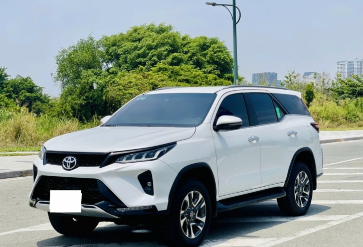 Bất ngờ mức khấu hao của Toyota Fortuner Legender 2020 sau 4 năm lăn bánh