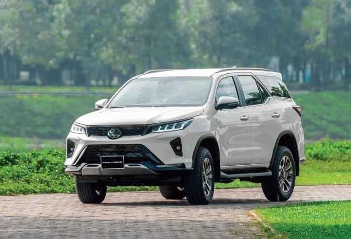 Toyota Fortuner tại Việt Nam có thêm các bản máy xăng, giá khởi điểm từ 1,155 tỷ đồng