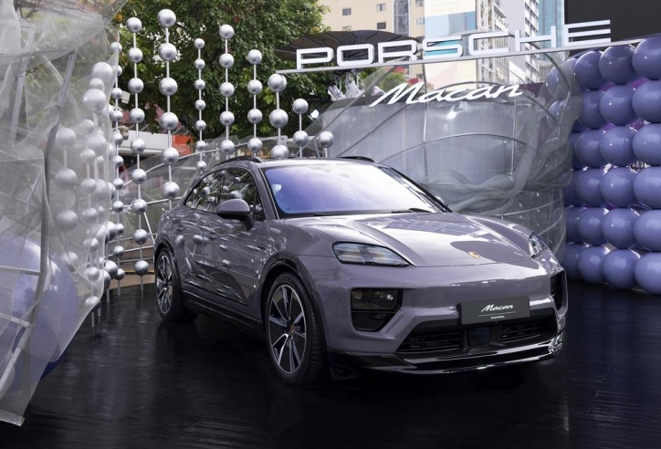 Porsche Macan thuần điện có giá từ 3,48 tỷ đồng tại Việt Nam, mạnh nhất gần 640 mã lực