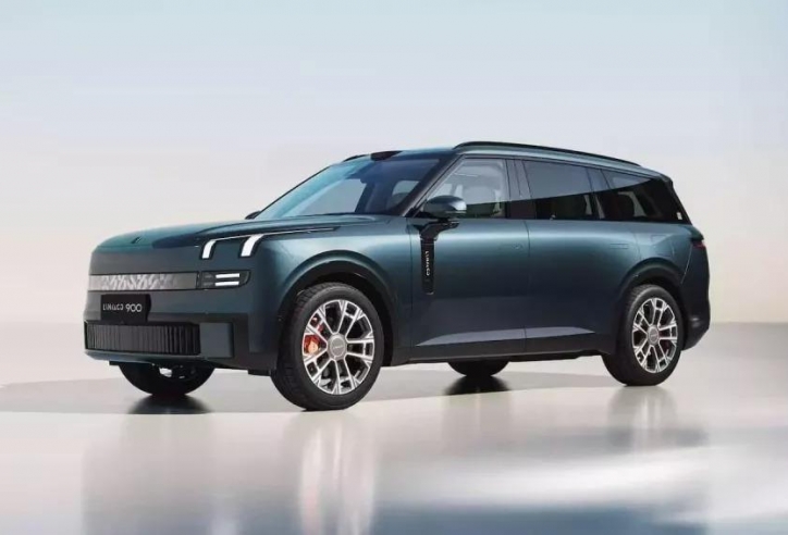 SUV cỡ lớn Lynk & Co 900 trình làng: Động cơ plug-in hybrid, mở bán vào tháng 3/2025