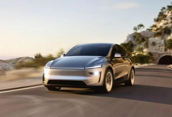 Xe điện Tesla Model Y 2025 ra mắt tại quê nhà, giá quy đổi từ 1,5 tỷ đồng