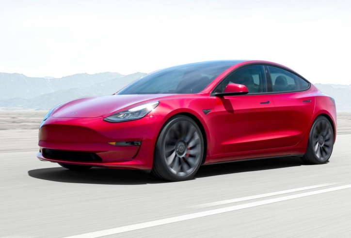 Tesla triệu hồi gần 380.000 xe điện do lỗi trợ lực lái