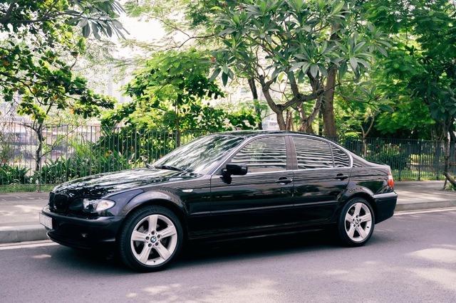 Những điều cần lưu ý trước khi 'xuống tiền' mua xe sang đã qua sử dụng