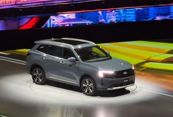 Ford Territory 2025 vừa ra mắt Việt Nam có gì để đua doanh số với Mazda CX-5?
