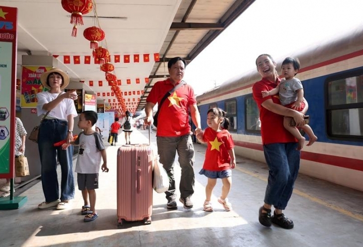 Hà Nội cấm nhiều tuyến phố dịp Quốc khánh, ngành đường sắt điều chỉnh ga đi/đến của một số đoàn tàu