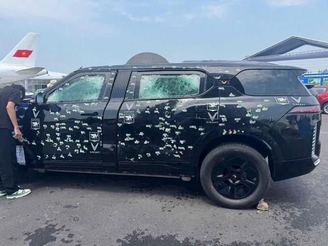 VinFast VF 9 limousine xuất hiện trong thử nghiệm chống đạn, hé lộ nhiều chi tiết đặc biệt