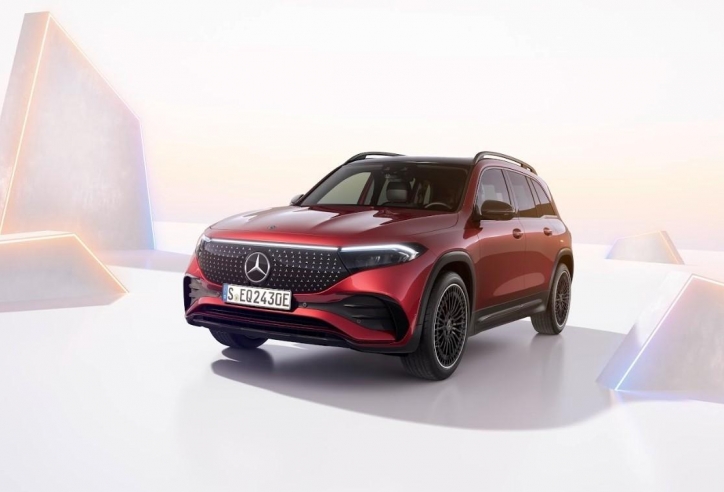 SUV điện Mercedes-Benz EQB 250+ FL bản nâng cấp trình làng khách Việt