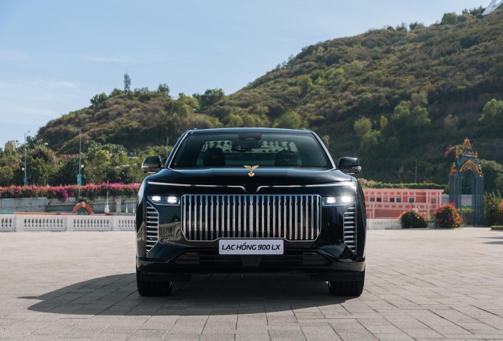 VinFast chính thức giới thiệu SUV Lạc Hồng 900 LX chuyên phục vụ nguyên thủ