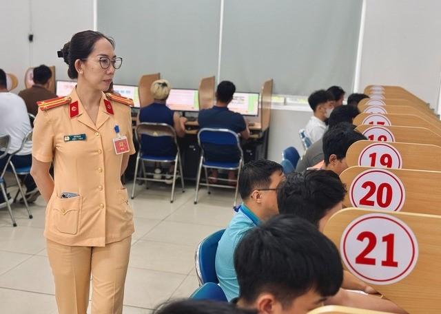 Thi bằng lái xe từ 1/9: Sai câu điểm liệt, thí sinh sẽ bị đánh trượt