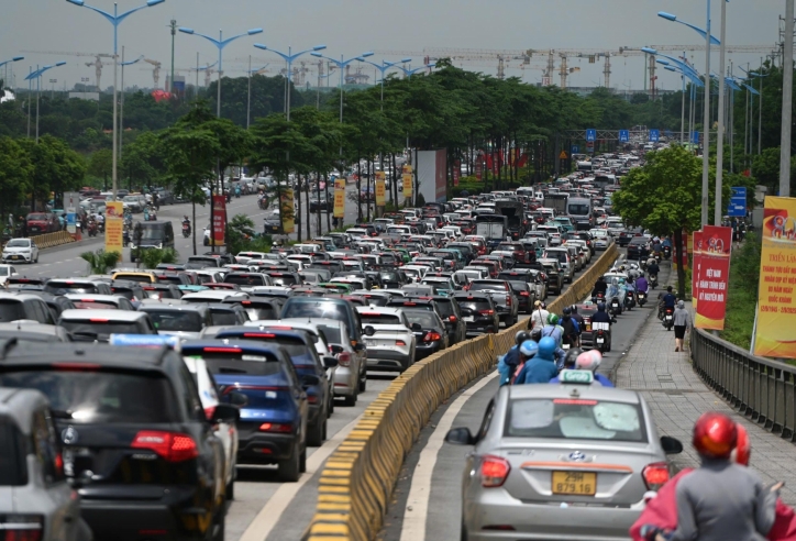 Hà Nội: Tiếp tục tạm cấm xe qua một số tuyến đường để phục vụ Triển lãm 80 năm thành tựu đất nước