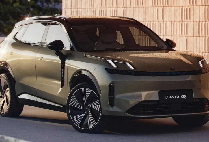 Lynk & Co 08 chốt lịch trình làng Việt Nam, sẵn sàng đối đầu Hyundai Santa Fe, Kia Sorento