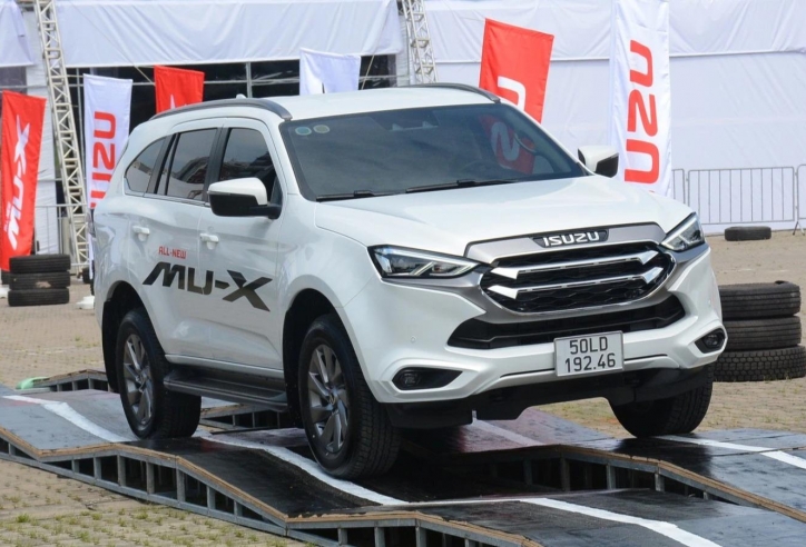 Vì sao ô tô động cơ dầu diesel khi vận hành luôn ồn hơn so với xe máy xăng?