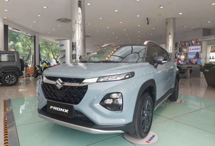 Suzuki Fronx mới cập bến Việt Nam đã được đại lý giảm giá, tăng sức cạnh tranh với Raize, Sonet