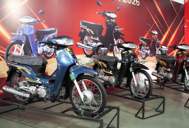 Lô xe Honda Dream 2026 đầu tiên về Việt Nam: Màu tem mới, giá dự kiến không dưới 100 triệu đồng
