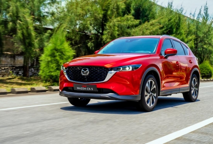 SUV hạng C tháng 11/2025: Mazda CX-5 vẫn dẫn đầu, Honda CR-V là mẫu duy nhất giảm doanh số