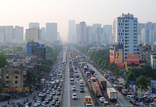 Hà Nội thí điểm hạn chế xe tải nặng trên một số tuyến đường hướng vào Vành đai 3 để giảm ùn tắc