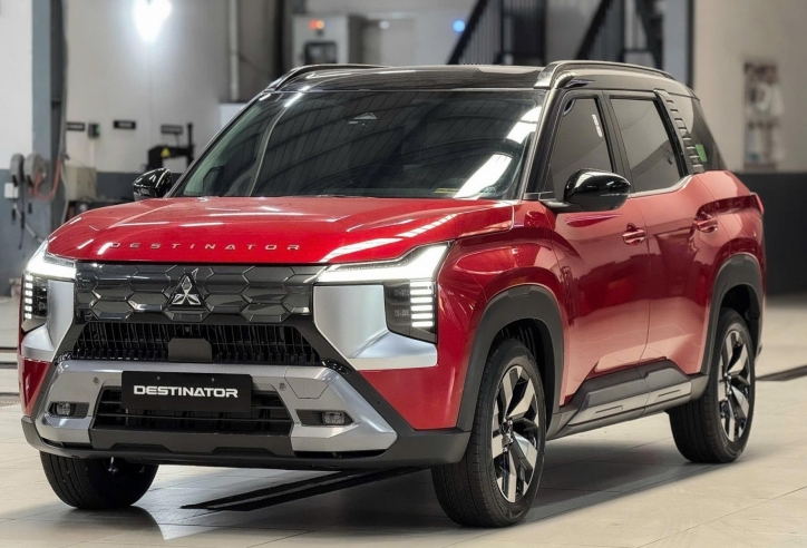 Mitsubishi Destinator tiếp tục nhận ưu đãi đầu năm 2026, giá thực tế rẻ hơn Territory