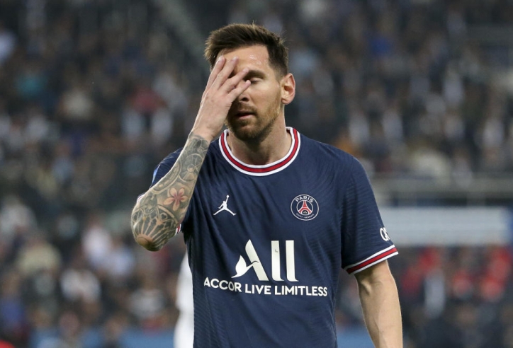 NÓNG: Messi bất ngờ dương tính với Covid-19, PSG 'vỡ trận'?